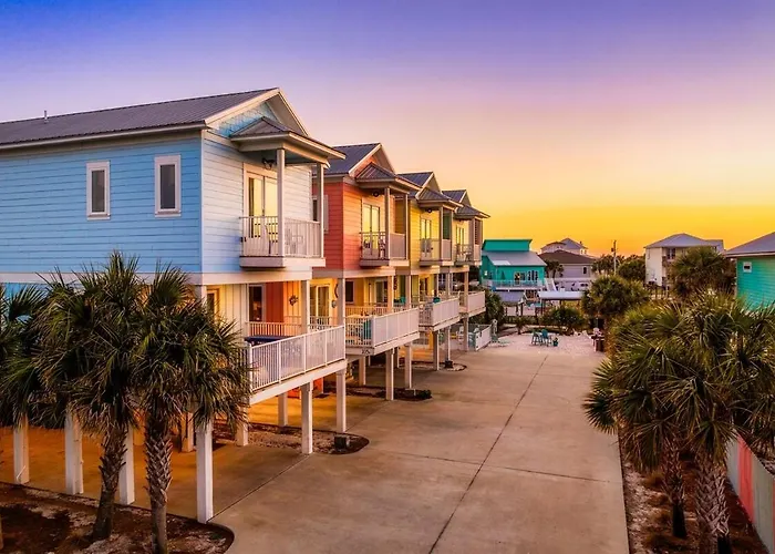Yellow Family House With Heated Pool & Firepit! * Gulf Shores