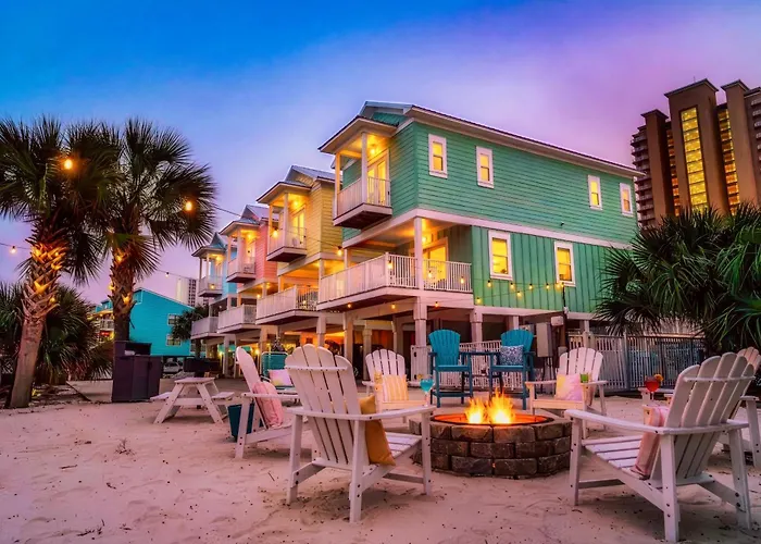 Yellow Family House With Heated Pool & Firepit! Gulf Shores